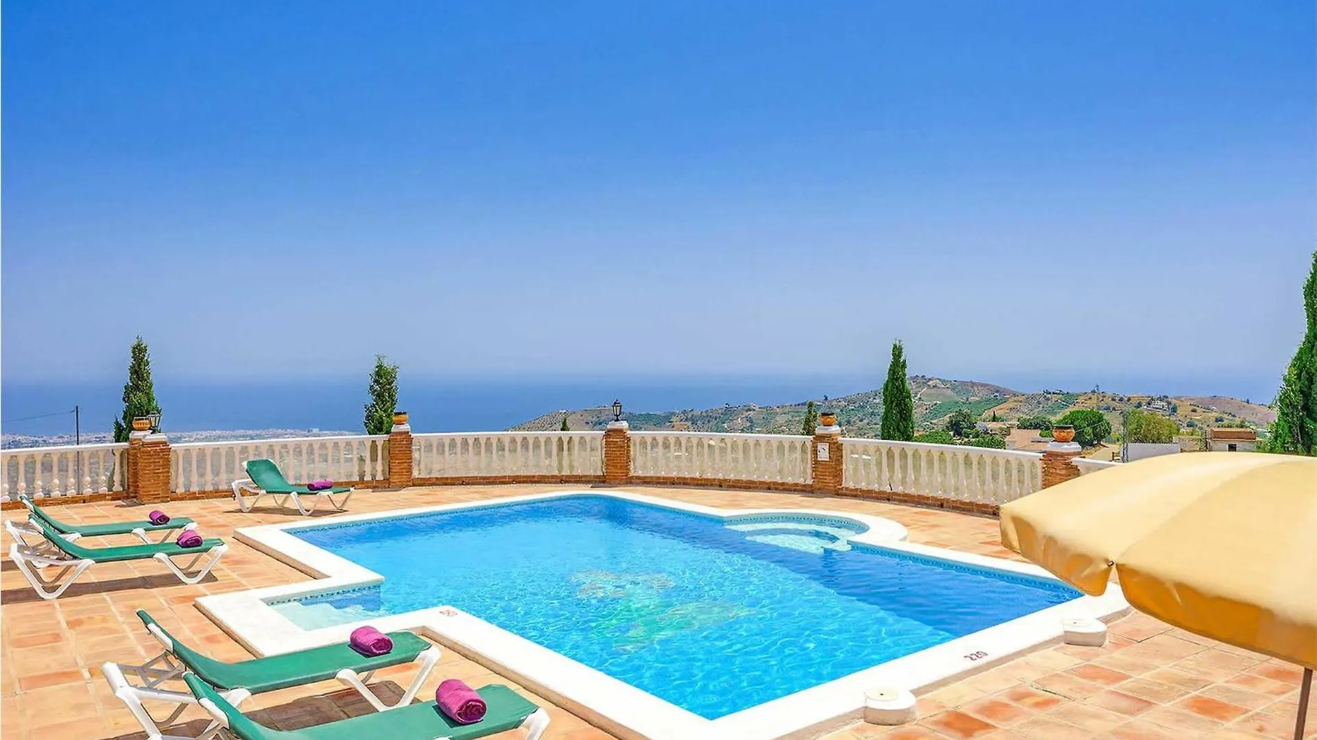 Mercedes Torrox Holiday home